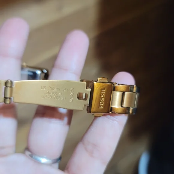 Fossil Women's Gold-Tone Watch with White Dial - Picture 5 of 7